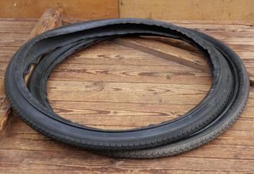 Reifensatz Fahrrad, Chinesisches Fabrikat, Wulst, 26 x 1 1/2, schwarz, NOS 