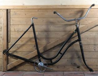 Fahrradrahmen STARK/Katrineholm, für Tourenrad, Damen, 28 Zoll, Stahl, Schweden 30er J., schwarz, Linien gold, gebr. 