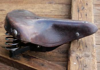 Sattel LEPPER Super Elasco, Herren, Leder, braun, Gestell verchromt/lackiert, original 40er/50er Jahre, gebr. 