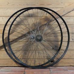 Laufradsatz 28 Zoll (622) für Drahtbereifung, original 1955, Felgenbreite ca. 35 mm, schwarz, Hinterrad mit STYRIA-Nabe, gebr. 