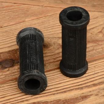 Gummi einzeln für Fußrasten "DENFELD", für Moped / Kleinkraftrad, runde Ausführung, 1 Stück 