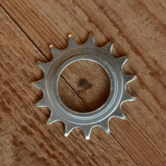 Ritzel 1/2 x 1/8 Schraubausführung, "Z=15", glanzverzinkt 