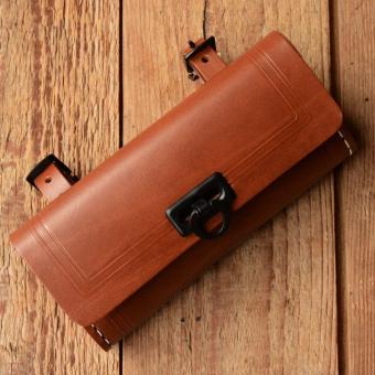 Satteltasche Lefa, braun, Standardabmessung  150 x 75 x 35mm, Beschläge Kunststoff schwarz 