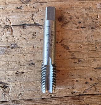Pedal Gewindebohrer " 9/16 Zoll" links  (Standard-Pedalgewinde), Spitzenqualität aus Deutschland NOS, ideal zum nachschneiden 