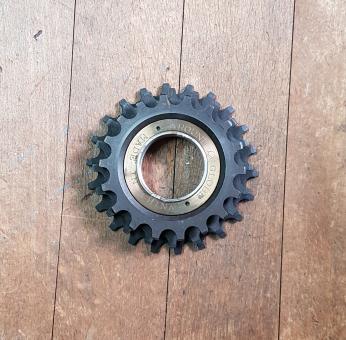 Freilaufkranz "Around Globe", 3-fach, 18-20-22, Standardgewinde ISO , NOS/NIB 