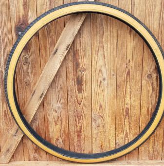 Reifen Continental 26 x 1 3/8 , 37-590, Braunwand , orig. alte Neuware aus Lagerbestand, rar 