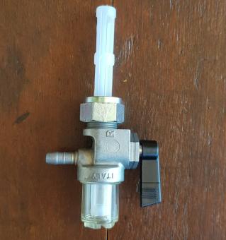 Benzinhahn M16 x 1 links, Abgang hinten , Stutzen 6mm, mit Filterbecher 