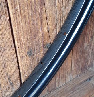 Fahrradfelge f. Drahtbereif. 28" x 1 1/2  (635)  klassisches Ideal  Profil, Stahl, schwarz lack.  36 Loch 
