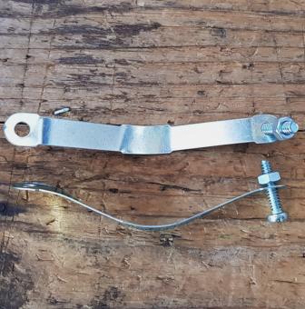 Bandschelle, "REG" orig. zur Befestigung von Flaschenhaltern / Trinkflasche am Rahmen ohne Anlötsockel, NOS 60-80er Jahre 