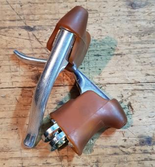 Bremshebel Satz ungemarkt, opt. Typ Weinmann / Altenburger,  Gummi braun, orig. 70 er Jahre,  NOS, f. Rennräder 