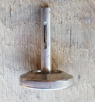 RIEMANN Karbidlaternen Becherverschraubung, 46 mm, are, orig. alte Neuware !, ggf. mit leichter Patina   