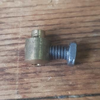 Löt-/Schraubnippel, abgesetzt, D=6.5/4mm, L=9mm, Bohrung 2.3mm, Abb. ähnlich 