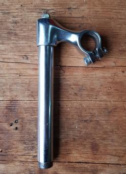 Lenker Vorbau , verchromt, D=22,0 mm, L= ca. 200 mm, Schelle f. Lenker mit 1" Verdickung mittig (25,4 mm), orig. 50-60 er J. NOS 