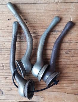 Hebel - Achsmuttern (4er Satz), hinten FG 9.5mm, vorne FG 7,9 mm (f. Torpedonabe und normale Vorderradnabe) , gebraucht 