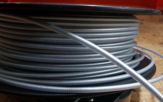 Bowdenzug Außenhülle, metallummantelt / tranparent umhüllt , außen 5.0mm, innen mit Leichtlaufhülle für 1,5 mm Innenzug 