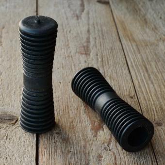 Kunststoffgriff, schwarz,  quergerillt, 22mm, 70/80er Jahre, orig Altbestand 