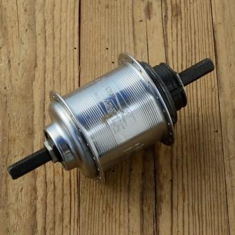 Nabe 3-Gang,"STURMEY ARCHER", verchromt, ohne Rücktritt, 36Loch , Standard-Einbaumaß 110 mm.    NOS 