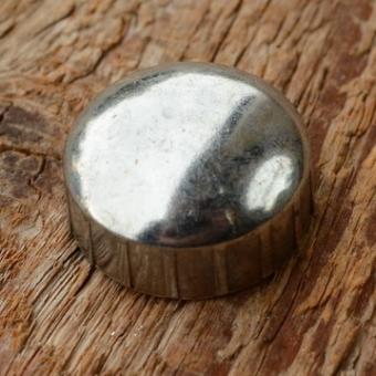 Pedalkappe, vernickelt, Innenriffelung D_innen=22.2/22.7mm D_aussen=25.3mm, orig. alte Neuware 