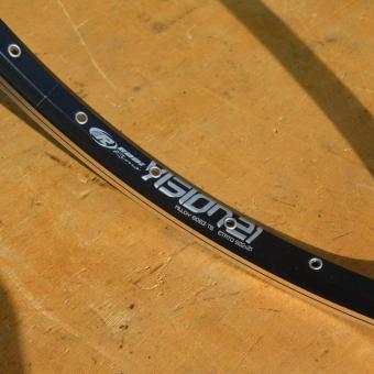 Felge 28 Zoll (21-622), Alu, Hohlkammerprofil, Breite 26 mm, 36-loch, Ventilbohrung 8,5 mm 