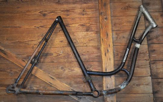 Fahrradrahmen Damenausführung "Diamant" 26 Zoll, Tourensportmodell 