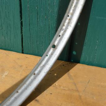 Felge 28 x 1,75 für Drahtbereifung, 36-loch, Breite 38 mm, silber überstrichen 