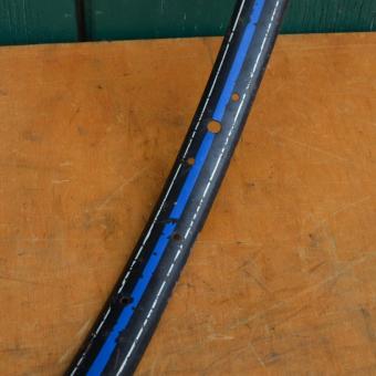 Wulstfelge 26 x 1 ½, 36-loch, Breite 33 mm, Linierung blau/weiß, 