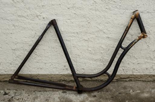 Fahrradrahmen "MIELE",  Damenausf., 28 Zoll,  RH=55cm, orig. 50er J., ohne Gabel,  ohne Tretlager 