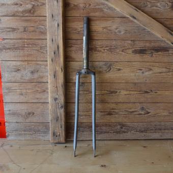 Gabel 28 Zoll Opel, orig. 30er Jahre unrestauriert, Schaftlänge 235 mm, Weite oben 58 mm, Zustand siehe Bilder 
