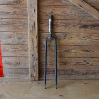 Gabel 26 Zoll Opel, orig. 30er Jahre unrestauriert, Schaftlänge 165 mm, Weite oben 58 mm, Zustand siehe Bilder 