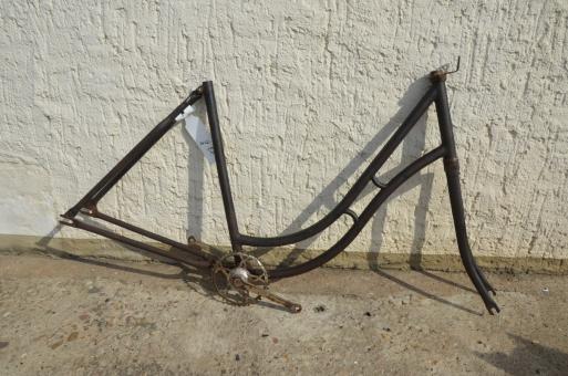 Fahrradrahmen "Opel" Damenausf. 28 Zoll, Stahl, RH=53 cm, 30er Jahre.  