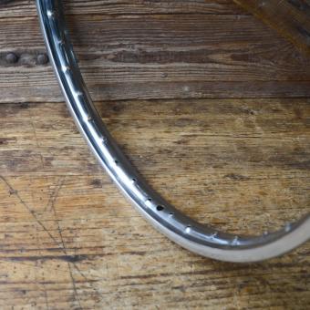 Felge "Raleigh" 20 x 1,75/2, verchromt, Breite 33,5 mm, 36 Loch, Bohrdurchmesser 4,2 mm, NOS, leichte Patina 