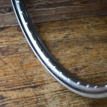 Felge "Silverseal" 16 x 1.2, verchromt, Breite 45 mm, Bohrdurchmesser 6 mm, NOS, leichte Patina 