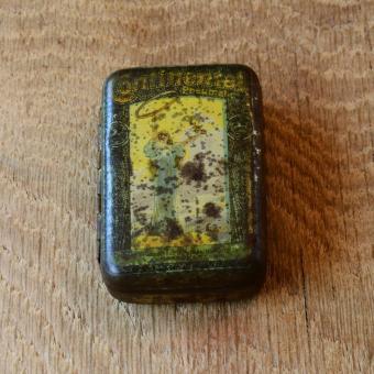Flickzeug Blechdose "CONTINENTAL" orig. 10er Jahre, 58 x 39 x 19 mm, ohne Inhalt  