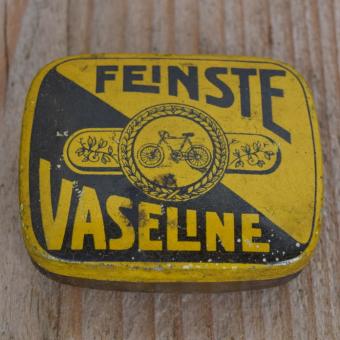 Blechdose "FEINSTE VASELINE" orig. 30 er Jahre, 58 x 47 x 22 mm, ohne Inhalt 