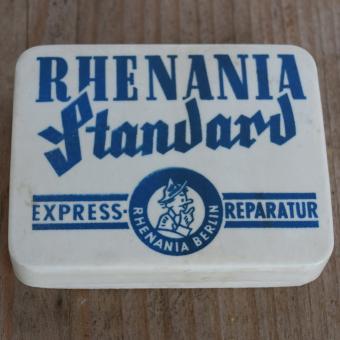 Flickzeug Kunststoffdose "RHENANIA STANDARD" orig. 60 er Jahre, 78 x 60 x 19 mm, ohne Inhalt 