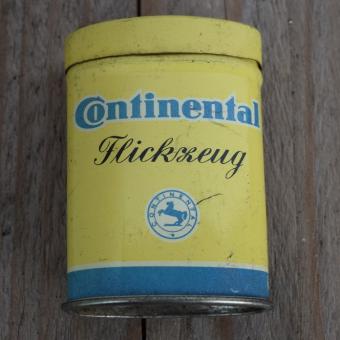 Flickzeug Blechdose "CONTINENTAL" orig. 30 er Jahre, 59 x 42 x 21 mm, ohne Inhalt 
