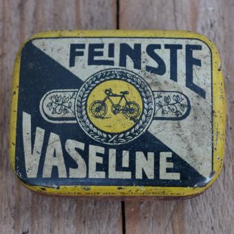 Blechdose "FEINSTE VASELINE" orig. 20 er Jahre, 60 x 48 x 22 mm, ohne Inhalt 