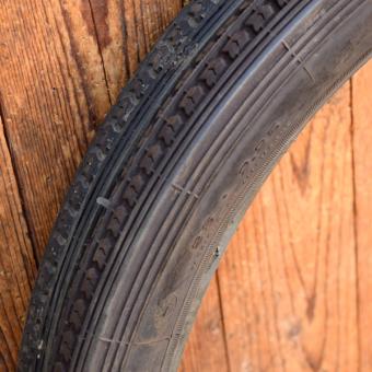 Paar Reifen Motorrad, CONTINENTAL, 26 x 2,25, 50er J., schwarz, 1 x gebraucht gem. Bildern, 1 x alte Neuware 