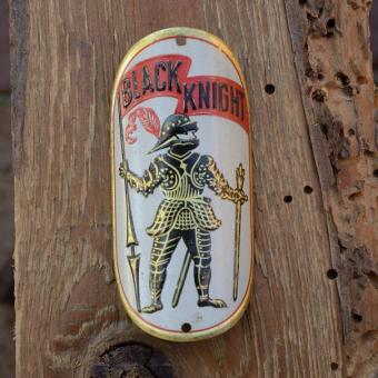 Steuerkopfschild BLACK KNIGHT, 30-50er Jahre, Originalschild aus Sammlungsbestand 