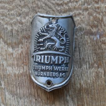 Steuerkopfschild Triumph, 30er Jahre, Originalschild aus Sammlungsbestand 
