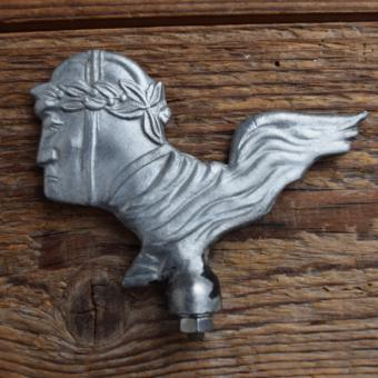 Schutzblechfigur MEISTER WERKE BIELEFELD, Alu Druckguss, neu aus Altbestand 30-50er Jahre, Zustand siehe Bild 