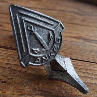 Schutzblechfigur ANKER, Alu Druckguss, orig. Altbestand 50er Jahre, Zustand siehe Bild 