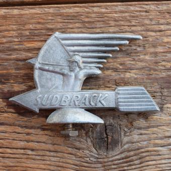 Schutzblechfigur SUDBRACK, Alu Druckguss, orig. Altbestand 30-50er Jahre, Zustand siehe Bild 