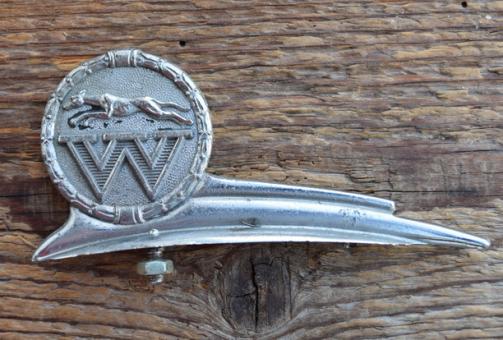 Schutzblechfigur WINDT, Zinkdruckguss verchromt, orig. Altbestand 50er Jahre, Zustand siehe Bild 