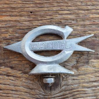 Schutzblechfigur GEOBEL, Alu Druckguss, orig. Altbestand 30-50er Jahre, Zustand siehe Bild 