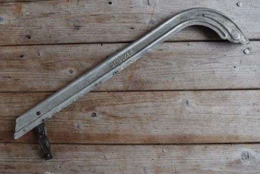 Kettenschutz "STRICKER", Länge c.a. 50 cm, orig. 50er J., unrestaurierter Zustand gem. Bildern 