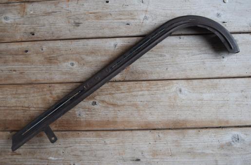 Kettenschutz "NSU" - kleine durchgeschliffene Stelle, Länge c.a. 51 cm, orig. 50er J., unrestaurierter Zustand gem. Bildern 