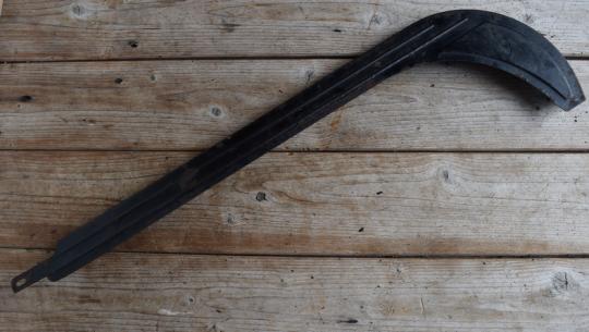 Universeller Kettenschutz, Länge c.a. 59 cm, orig. 50er J., unrestaurierter Zustand gem. Bildern 