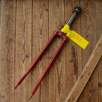 Gabel 28"orig. 50er J. unrestauriert, Schaftlänge 212 mm, Scheidenlänge 397 mm, Weite oben 59 mm, Zustand siehe Bilder  