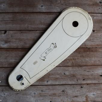 Kettenschutz Hollandrad, 26 Zoll, Moleskin Lacktuch, weiß (vergilbt), orig. NOS, Länge=59cm, Mitte Mitte Loch=42,5cm 